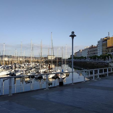 El Rincon Del Puerto Apartment Gijon Luaran gambar